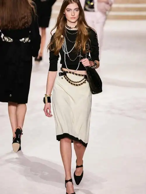 chanel小香风秋冬日常穿搭