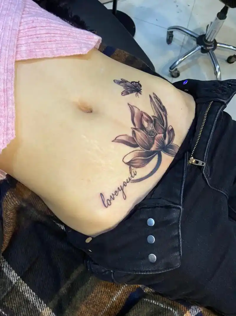 适合女生的纹身图案推荐 #遮盖剖腹产疤痕 #同城好店推荐  - 抖音