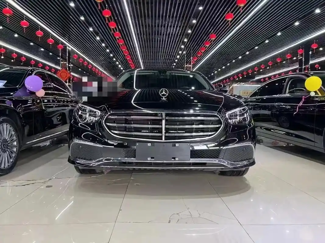 奔驰e300l [庆祝][庆祝]最新到店[庆祝][庆祝]