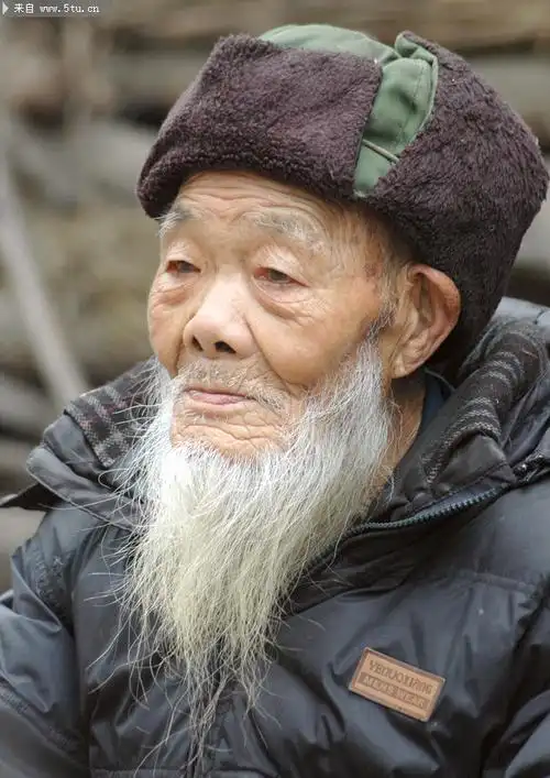 高清慈祥老人图片