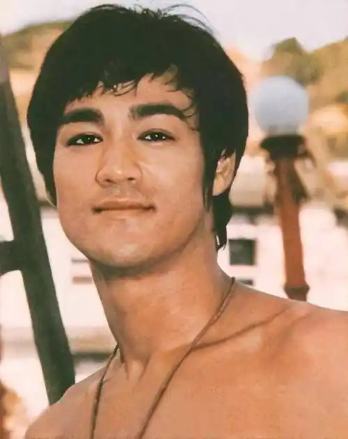 就连如今被认为是全球第一的泰森,也曾公开表示过李小龙是杀手,没有人