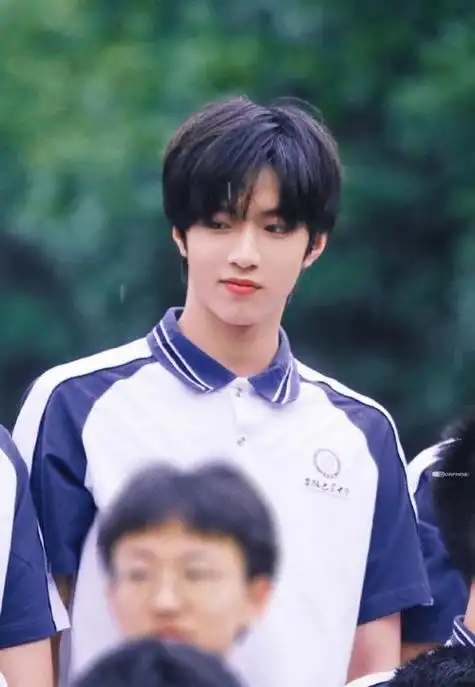 巴蜀中学刘耀文