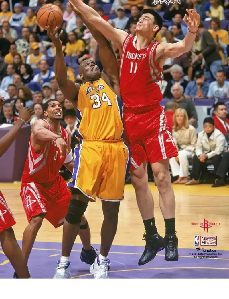 姚明防守奥尼尔颇有成效