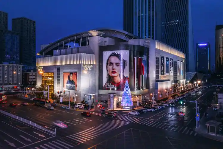 美陈天津海信广场美陈方案案例