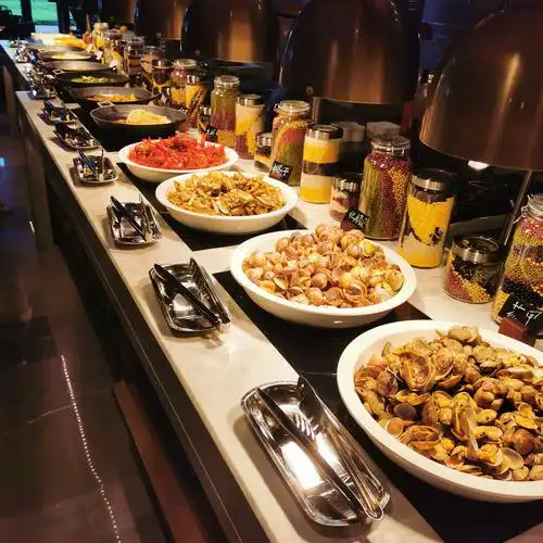 融创嘉华酒店的自助晚餐