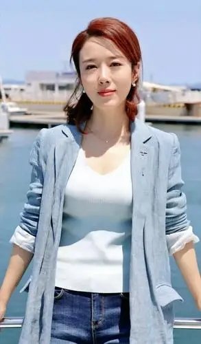 最美嫦娥:颜丹晨近照