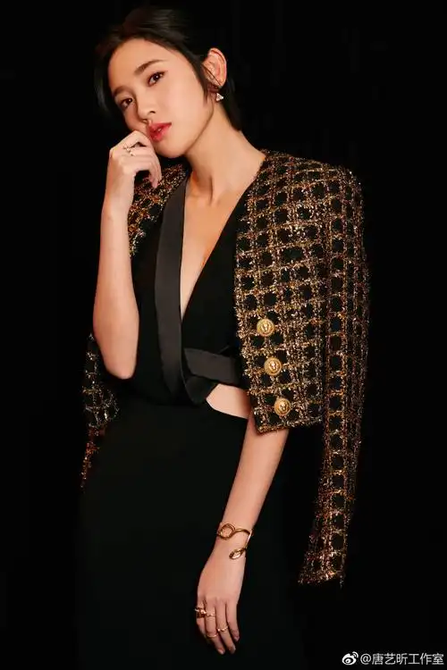 唐艺昕 2017安徽卫视国剧盛典