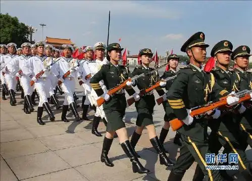 我军首批三军女子仪仗兵亮相