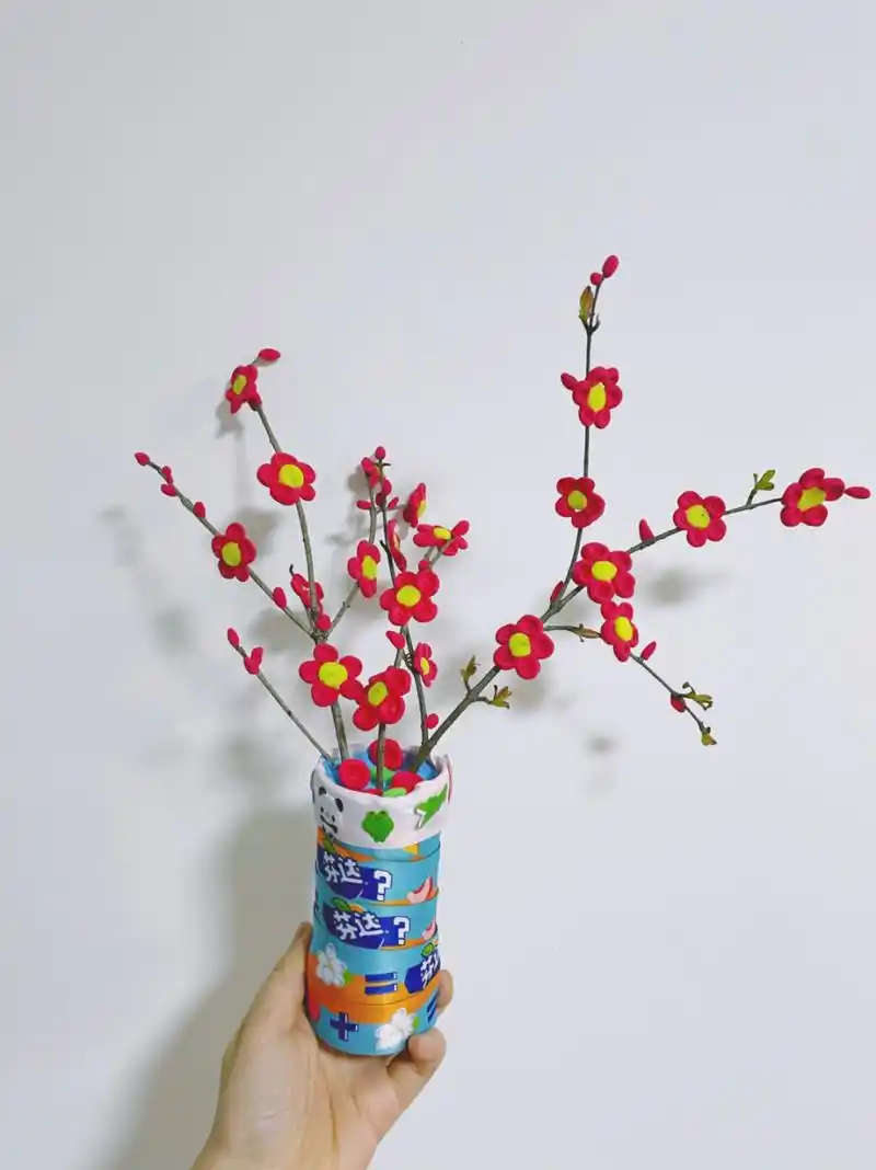 春天来啦 树枝粘土亲子手工作品 春天来啦  树枝 粘土 美美哒小花朵就