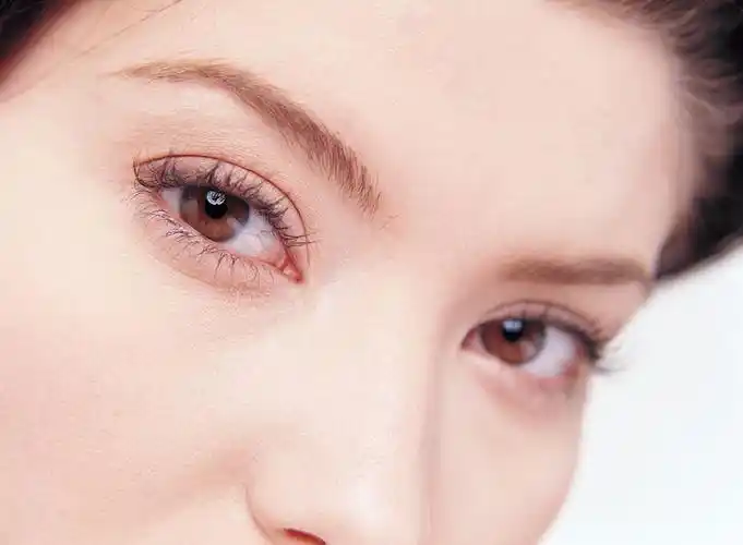 有眼袋黑眼圈怎么遮瑕