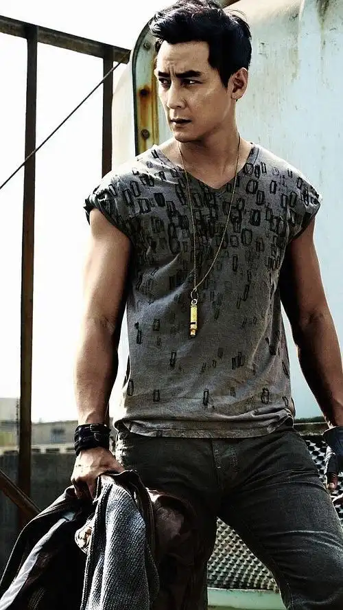 阿祖的照片,帅炸的那种