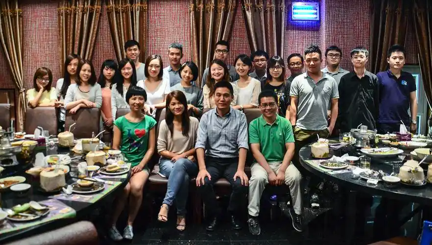 澳门学人发展协会聚餐大合照