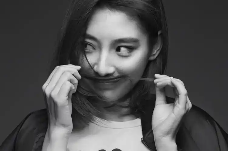 谐剧/3468519" data-lemmaid="3468519">谐剧 /a>演员,四川女谐传承人