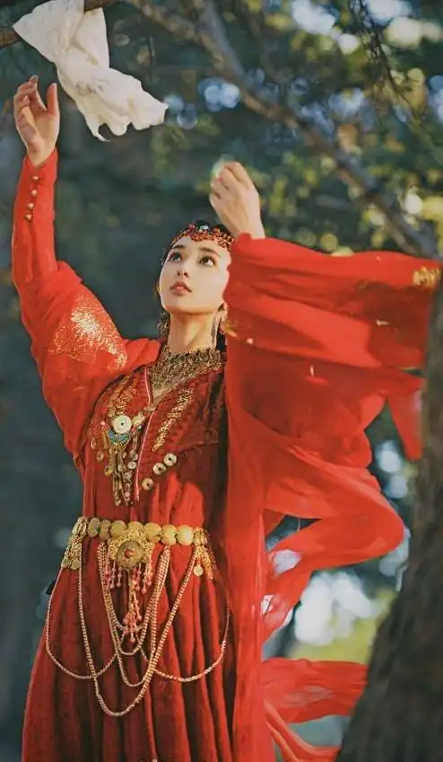 小枫红衣真的好美啊!