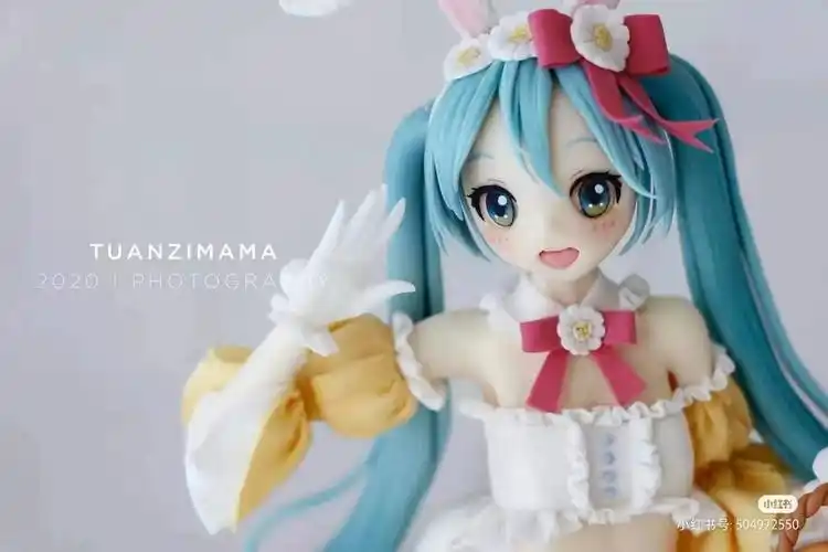 初音穹妹宫园薰雪之下雷姆电脑机箱动漫生日蛋糕摆件国产手办装饰