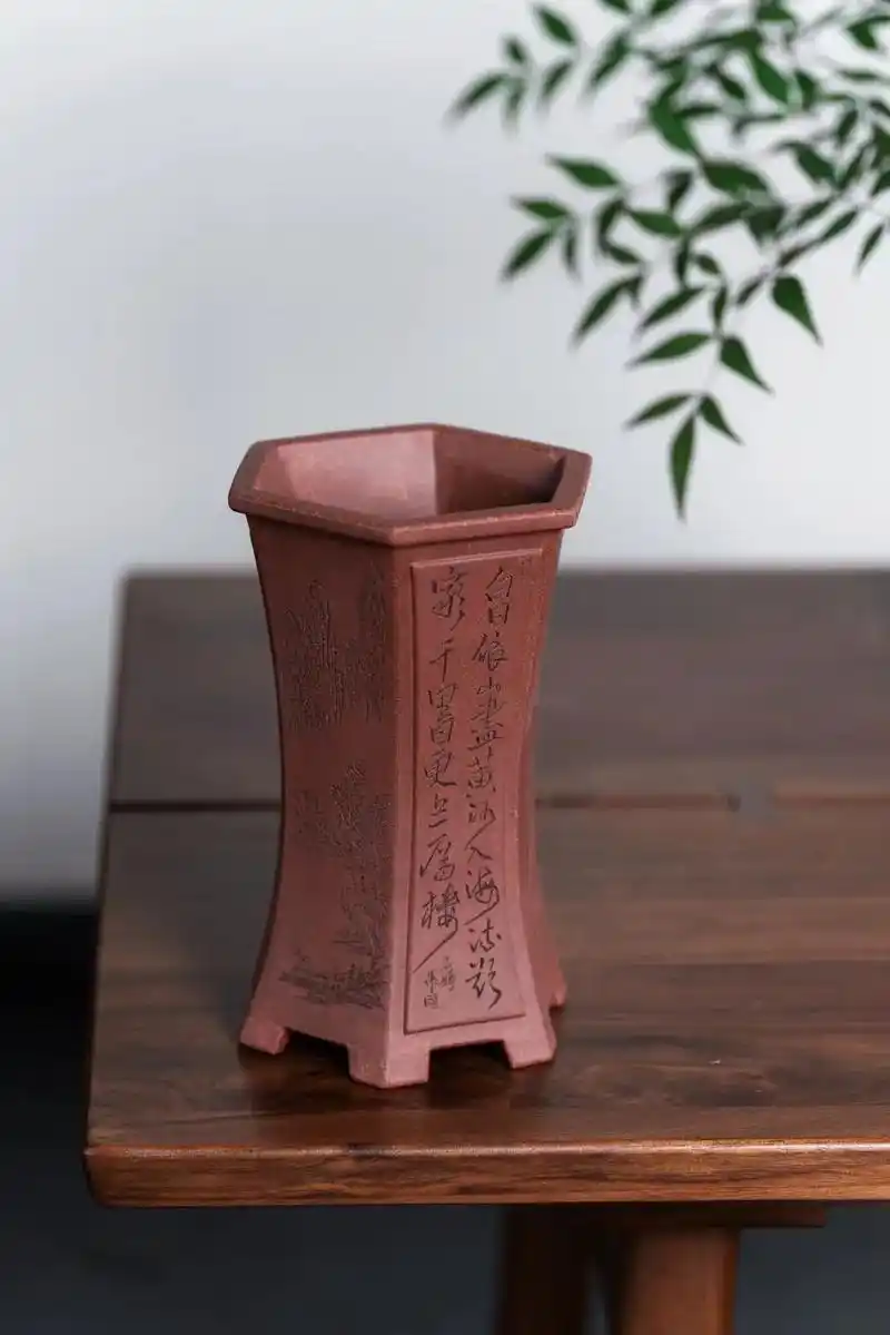 应小青老鱼籽砂奎面束腰六方紫砂盆.