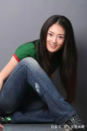 陈洁本质纯朴真诚她的好品质使她在圈内赢得了极好的口碑