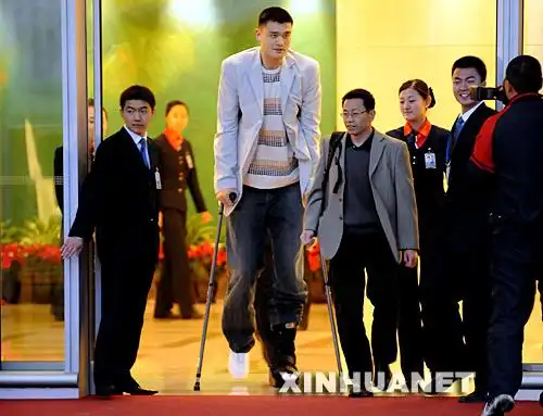 外媒中国靠姚明展现友好巨人形象