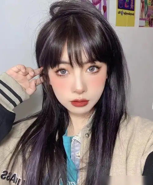 拜托,再"挂耳染"就土咯,2021"千禧挑染"才是真洋气_网易订阅