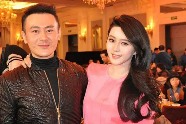 张纪中版笑傲江湖主演现状有人破产有人病逝有人变公知