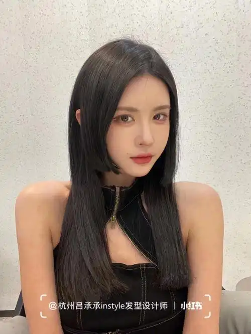 女孩子剪这款公主切也太显脸小了吧