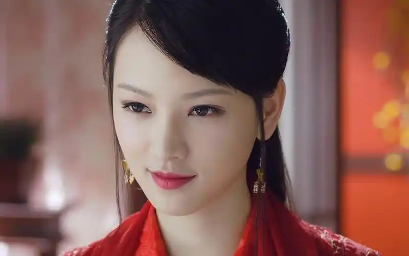 黄灿灿饰演神秘女子沉鱼,这个角色如同为她量身定做,果然很适合古装剧