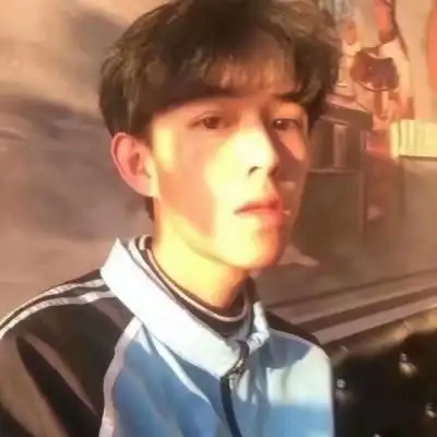 2021新版男生霸气微信头像