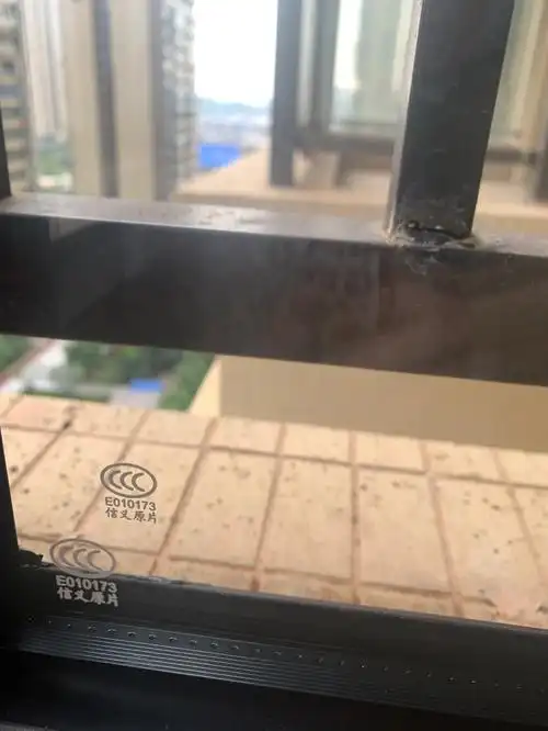 有一个注销的,所以到底是不是真的3c信义玻璃?