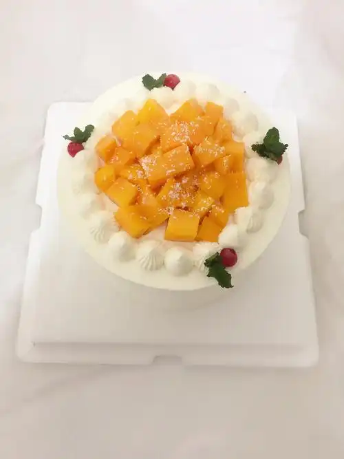水果装饰蛋糕