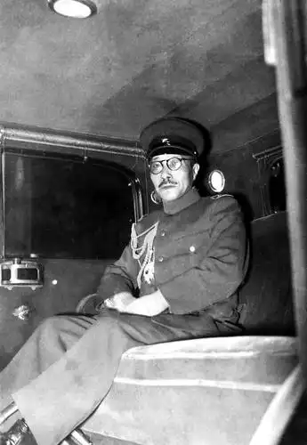 老照片:1884-1948年,二战"首恶"东条英机生前罕见照片