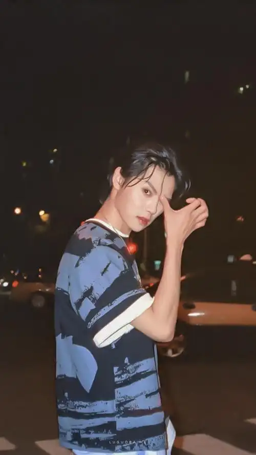 肖宇梁rportrait写真小卷毛大可爱日系风格真的帅的没边