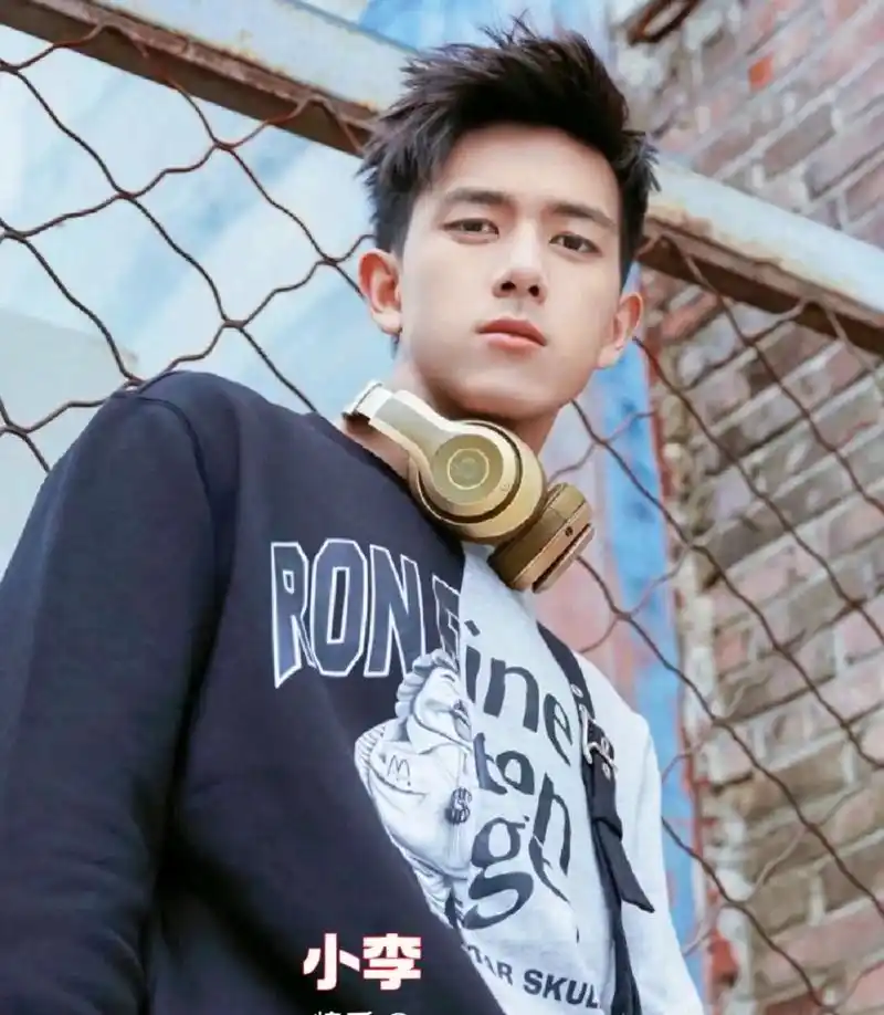 李现图片 李现图片