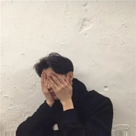 qq头像男生孤独寂寞不善言辞就活该孤独