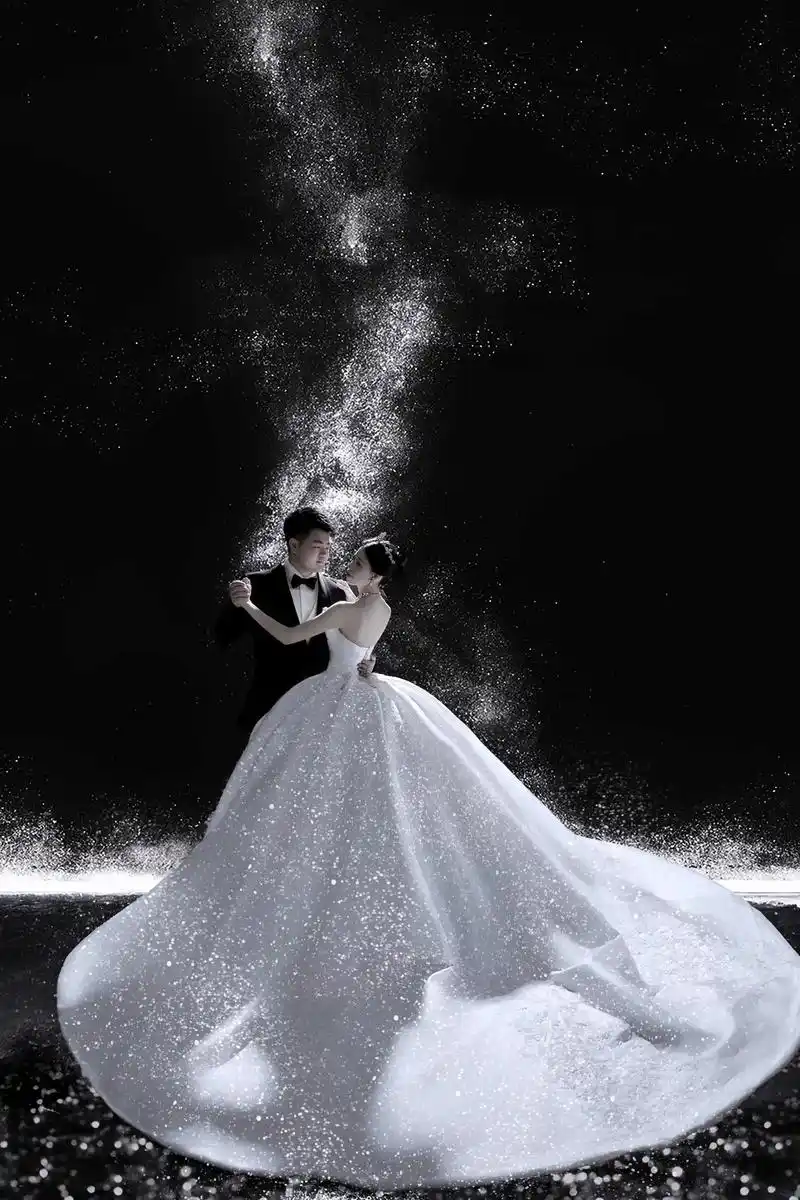 客片分享|室内光影婚纱照