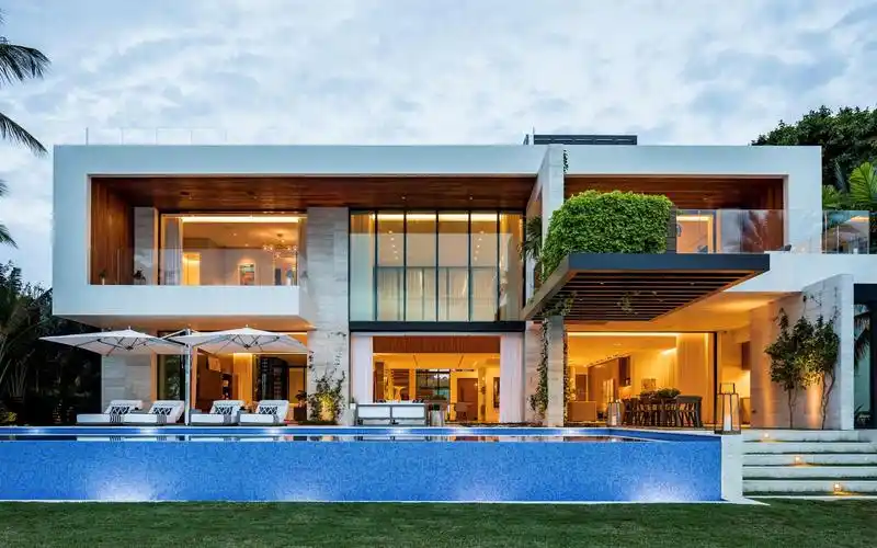 [2k超清]迈阿密豪宅-2495万美元的热带现代住宅 224 bal bay dr, bal