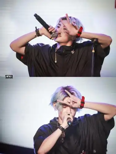 小鬼老师直播科普金属礼是充满仪式感的热爱摇滚的男孩