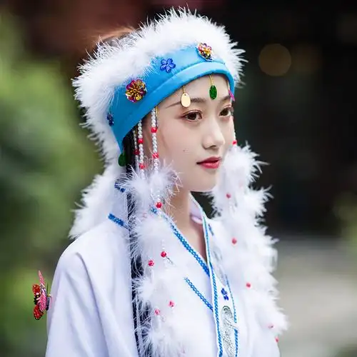 影视古装还珠格格香妃服装含香同款演出服女蒙古抖音白色汉服飘仙