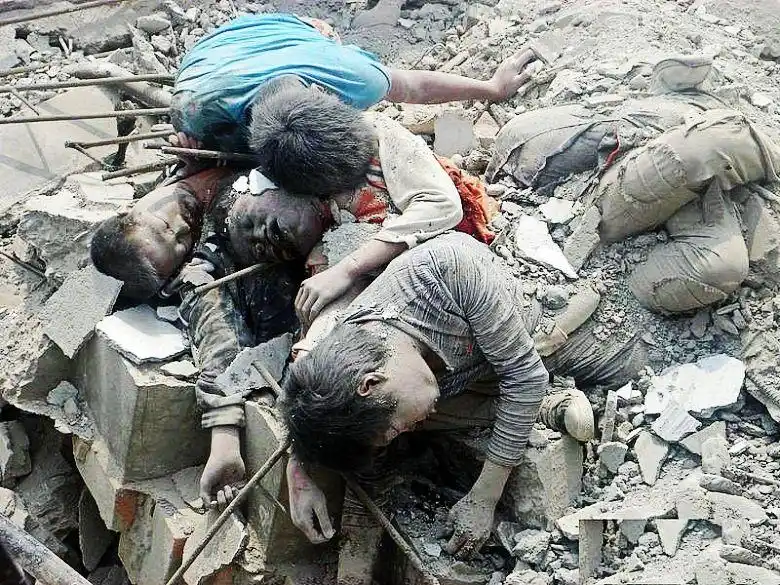 当年汶川地震究竟有多惨烈,这些图片就可以说明