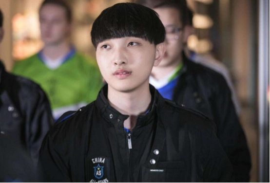 微笑英雄联盟 微笑英雄联盟编号