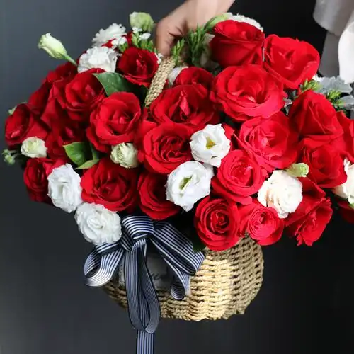 七夕情人节长春鲜花同城速递红玫瑰手提花篮送女友爱人花店送鲜花