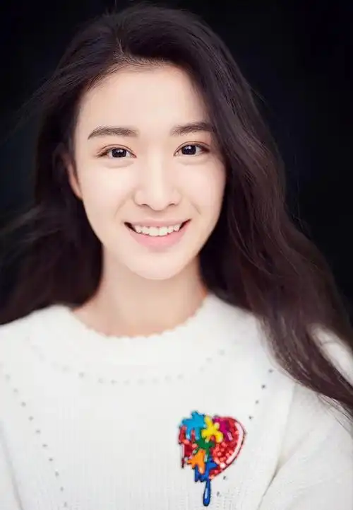 王楚然早期旧照