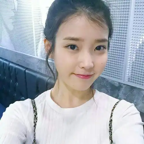 明星头像iu李智恩李知恩