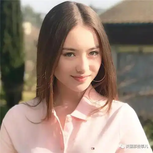 混血女孩去日本当模特意外走红这逆天的颜值和气质居然才13岁