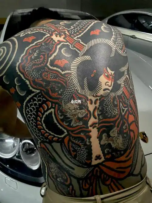 郑州纹身  #老传统满背九纹龙史进  #郑州招收纹身学徒