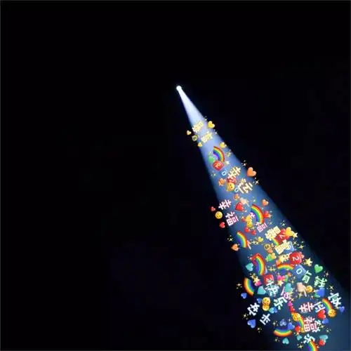 最近超火的朋友圈背景图的光束原来是背景图的一道光
