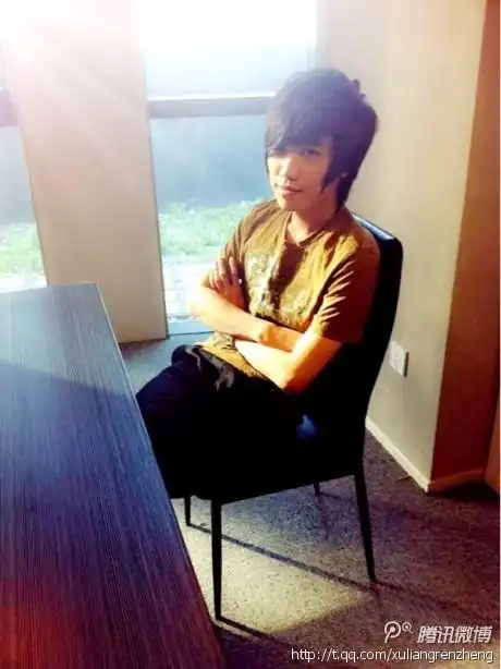 徐良个人资料和照片 徐良的女朋友是谁 徐良的所有歌