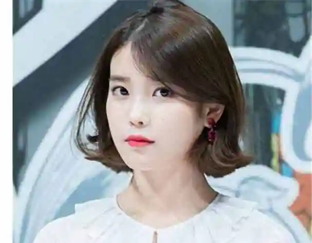 女生额头高适合什么发型最适合的4款时尚减龄发型