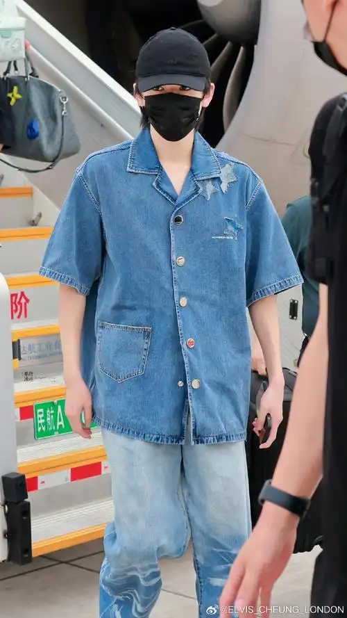 cheung 2023秋冬 中蓝牛仔渐变阔腿裤#elvis.cheung##宋亚轩