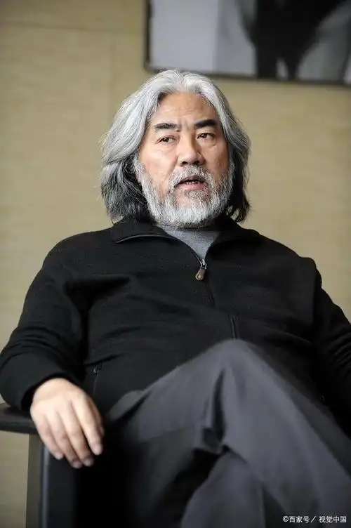 72岁张纪中晒孕单,老当益壮的背后是令人担忧