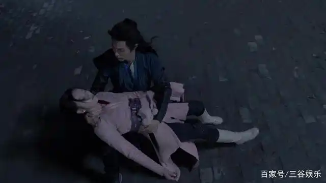 《斗罗大陆》小舞受伤,逼出三哥全力!